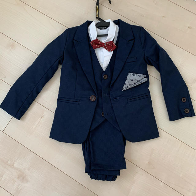 美品＊100cm タキシード スーツ セット キッズ/ベビー/マタニティのキッズ服男の子用(90cm~)(ドレス/フォーマル)の商品写真