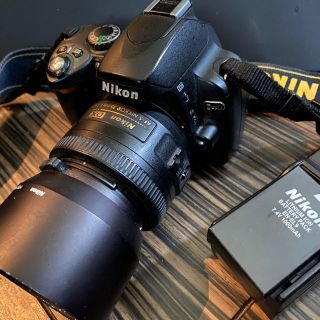 ニコン(Nikon)のNikon ニコン D40 /AF-S DX NIKKOR 35mm f1.8G(デジタル一眼)