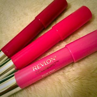 レブロン(REVLON)のレブロンカラーバーストバームステイン(口紅)