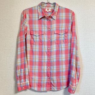 リーバイス(Levi's)のLEVIS ウェスタンチェックシャツ　ピンク　Sサイズ(シャツ/ブラウス(長袖/七分))