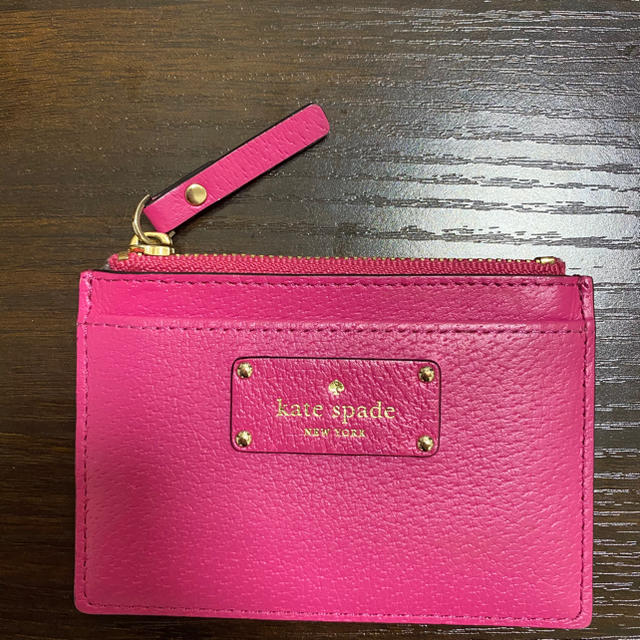 kate spade new york(ケイトスペードニューヨーク)のケートスペード　カードケース レディースのファッション小物(名刺入れ/定期入れ)の商品写真