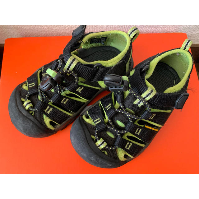 KEEN(キーン)のKEEN kids サンダル　15cm キッズ/ベビー/マタニティのキッズ靴/シューズ(15cm~)(サンダル)の商品写真