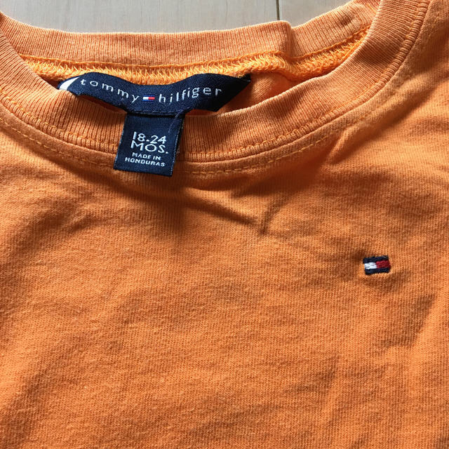 TOMMY HILFIGER(トミーヒルフィガー)のTOMMY HILFIGER Ｔシャツ キッズ/ベビー/マタニティのキッズ服男の子用(90cm~)(Tシャツ/カットソー)の商品写真