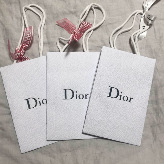 Dior(ディオール)のDior ショップ袋　ショッパー　3枚 レディースのバッグ(ショップ袋)の商品写真