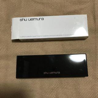 シュウウエムラ(shu uemura)のシュウウエムラ カスタムパレット 4 ブラック(1コ入)(ボトル・ケース・携帯小物)