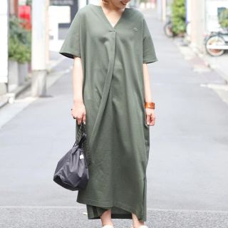 ラコステ(LACOSTE)のB:MING LIFE STORE by BEAMS レディース ワンピース (ロングワンピース/マキシワンピース)