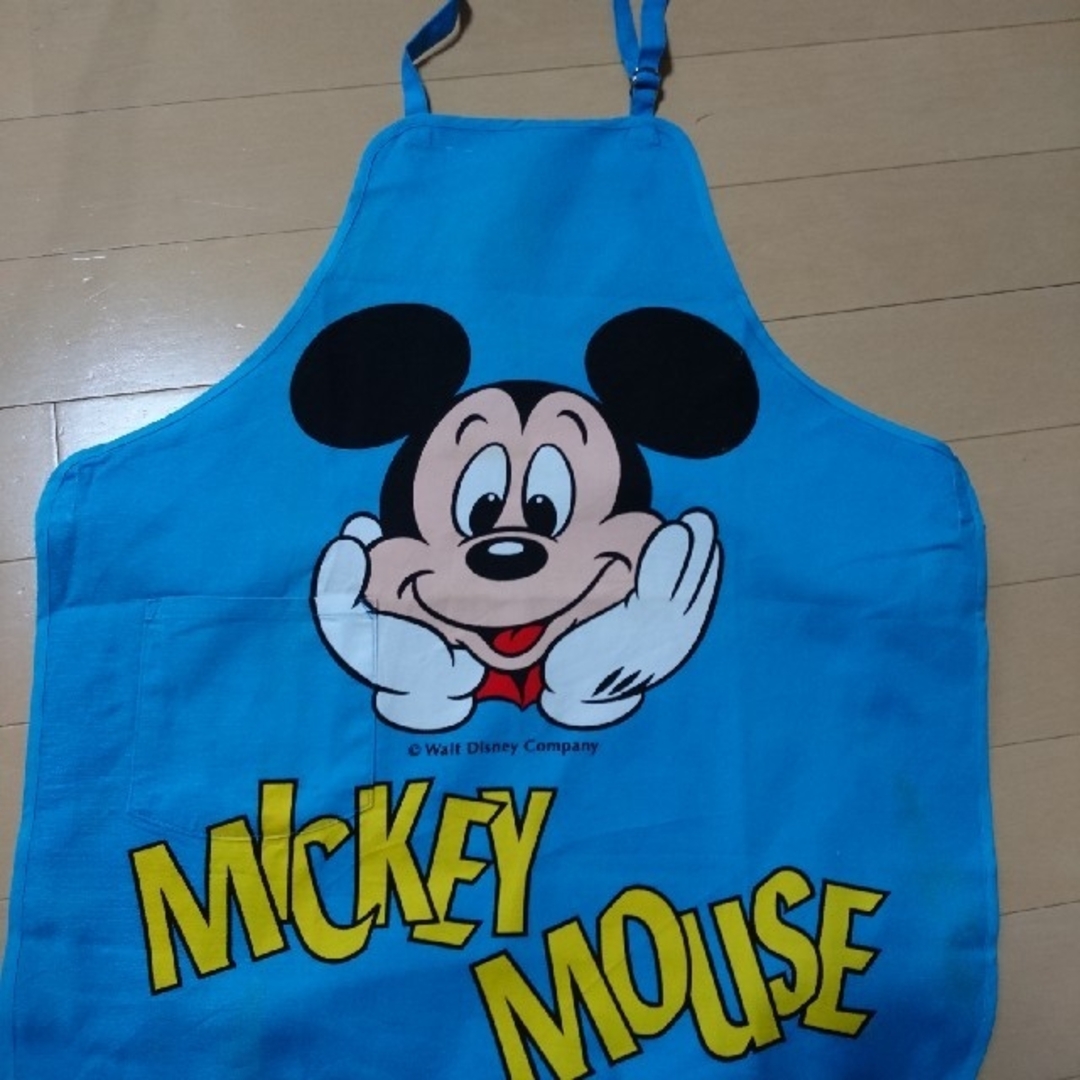 Disney(ディズニー)の中古、エプロン120 キッズ/ベビー/マタニティのキッズ服男の子用(90cm~)(その他)の商品写真