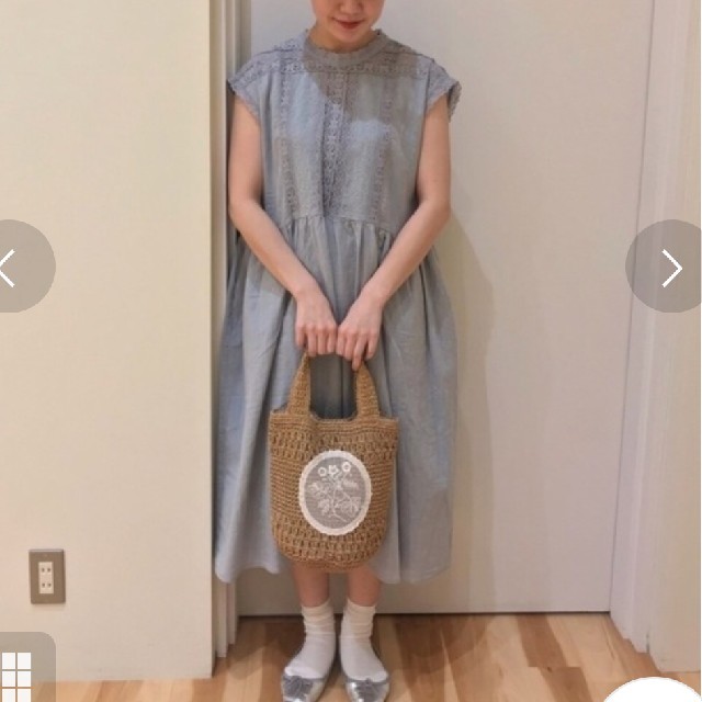 新品 タグ付き サマンサモスモス 綿麻後リボンあきレースワンピース