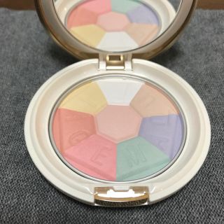 マキアージュ(MAQuillAGE)の☆未使用　マキアージュ　オーラヴェールコンパクト(フェイスパウダー)