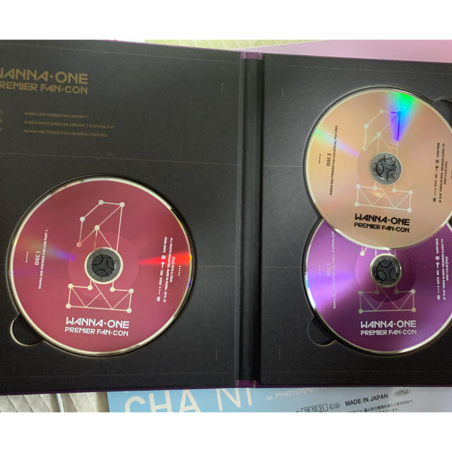 WANNAONE premiere fan con DVD