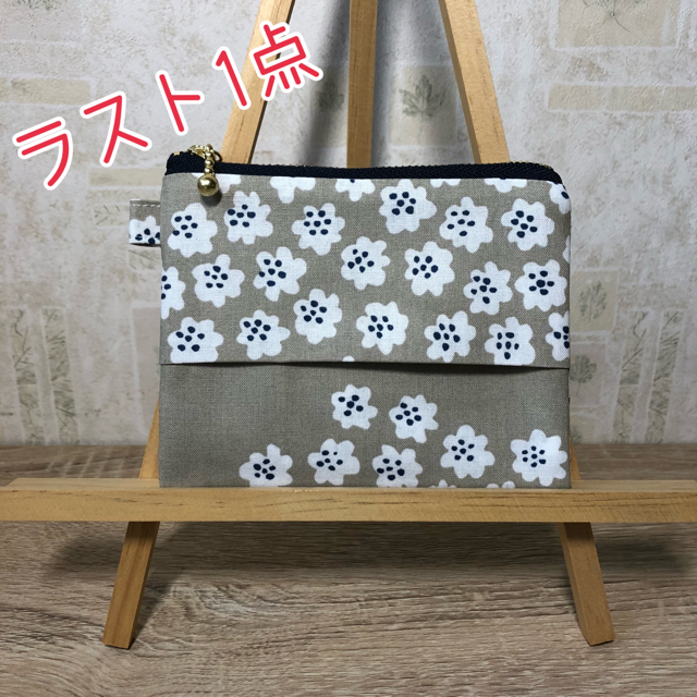 marimekko(マリメッコ)の【ラスト1点】ハンドメイド☆マリメッコ  ティッシュケース付き ポーチ レディースのファッション小物(ポーチ)の商品写真