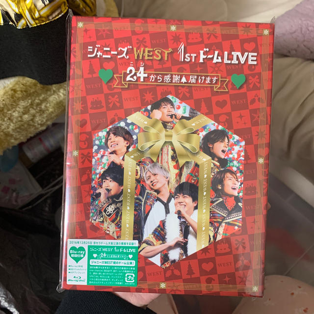 ジャニーズWEST(ジャニーズウエスト)のジャニーズWEST★24から感謝届けます★Blu-ray初回仕様 エンタメ/ホビーのDVD/ブルーレイ(アイドル)の商品写真