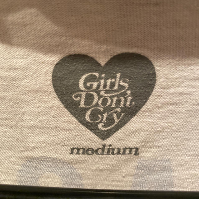 Girls don’t cry 半袖Tシャツ