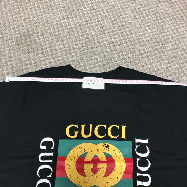 GUCCI Tシャツ 黒 メンズのトップス(Tシャツ/カットソー(半袖/袖なし))の商品写真