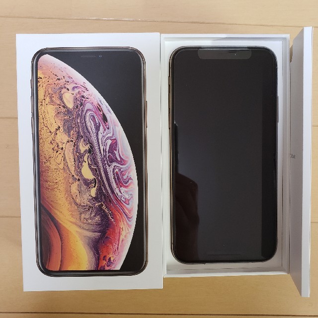 iPhone(アイフォーン)のSIMフリー 未使用品 iPhone XS 64GB ゴールド スマホ/家電/カメラのスマートフォン/携帯電話(スマートフォン本体)の商品写真