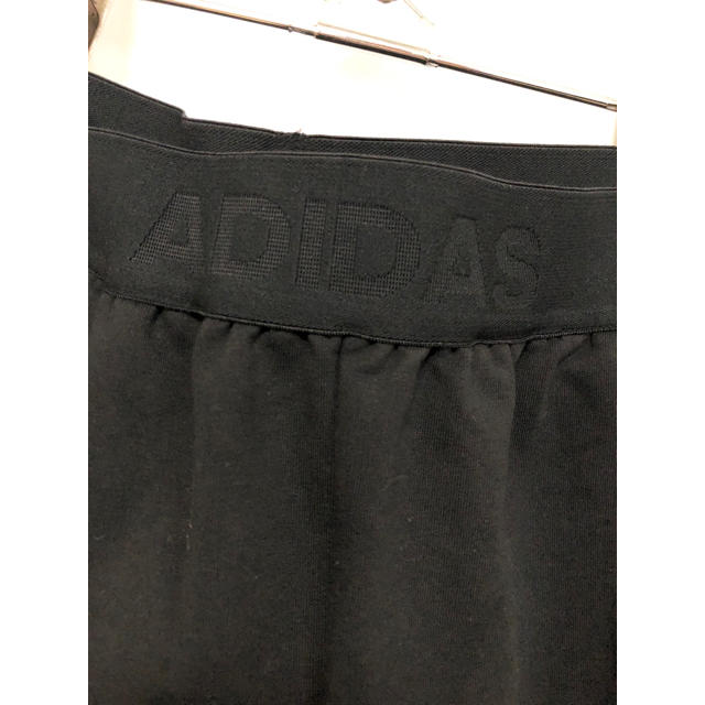 adidas(アディダス)の【11/30まで出品◎削除します！】adidas×moussyドローコードパンツ レディースのパンツ(カジュアルパンツ)の商品写真