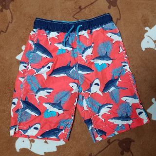 ギャップキッズ(GAP Kids)のGAPキッズ　水着140 男の子　サメ　海パン(水着)