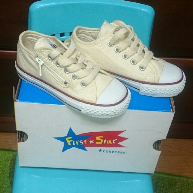 CONVERSE(コンバース)のキッズスニーカーconverse未使用 キッズ/ベビー/マタニティのキッズ靴/シューズ(15cm~)(スニーカー)の商品写真