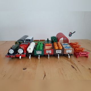 タカラトミー(Takara Tomy)のプラレール　トーマス　セット(電車のおもちゃ/車)