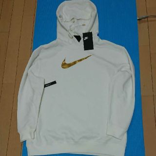 ナイキ(NIKE)のNIKE　パーカー　ホワイト(パーカー)