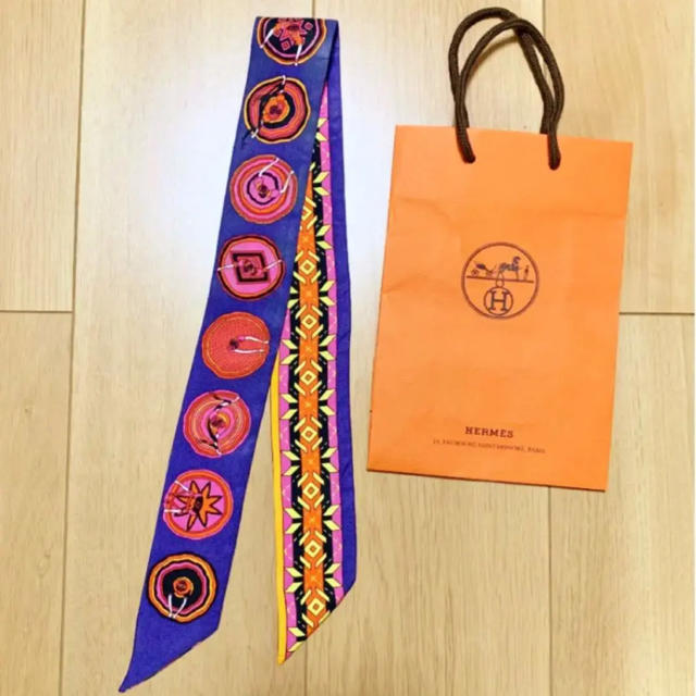 ファッション小物美品　HERMES ツイリー