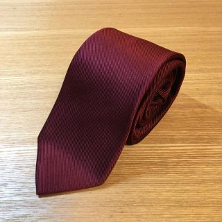 スーツカンパニー(THE SUIT COMPANY)の【美品】【送料無料】無地　ネクタイ　えんじ色(ネクタイ)