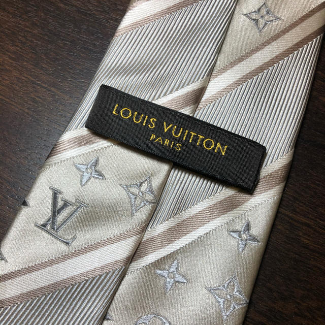 LOUIS VUITTON(ルイヴィトン)の【LOUIS VUITTON】　ルイ•ヴィトン　ネクタイ メンズのファッション小物(ネクタイ)の商品写真