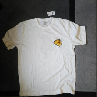 グラニフ(Design Tshirts Store graniph)のグラニフ  Tシャツ  タイガーグラフィック  オフホワイトＬ(Tシャツ/カットソー(半袖/袖なし))