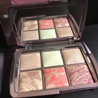 セフォラ(Sephora)のHOURGLASS Ambient Lighting Edit Volume 4(フェイスパウダー)