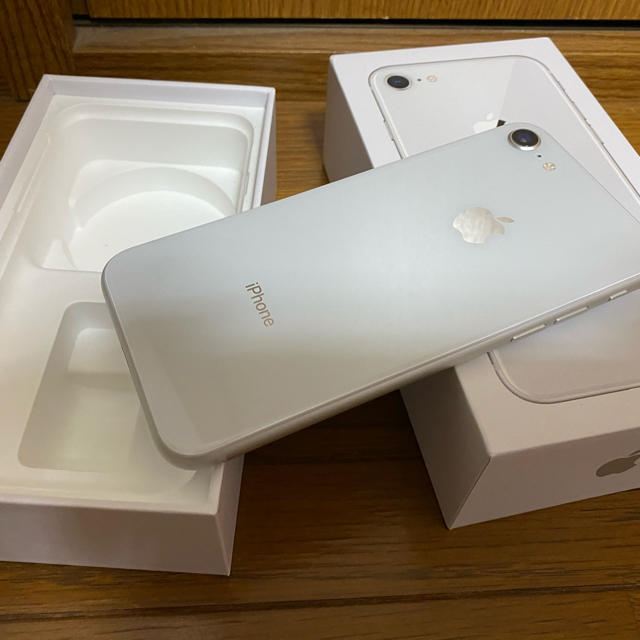 iPhone8 simフリー