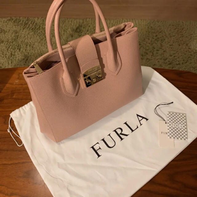 ★大幅お値下げ中★【新品未使用】FURLA メトロポリス ハンドバッグ