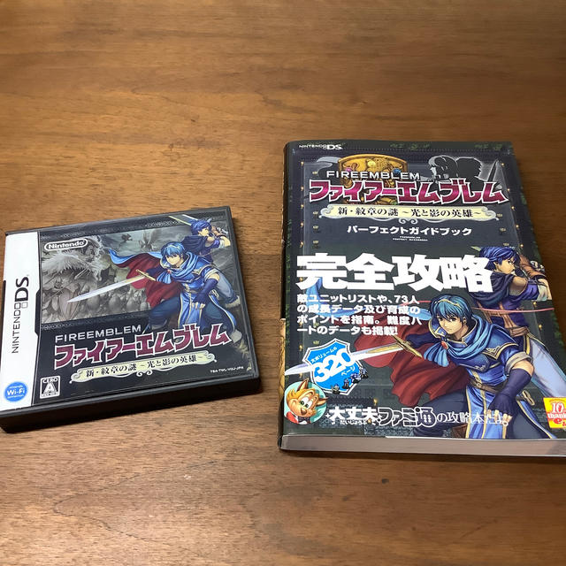 攻略本付き】ファイアーエムブレム 新・紋章の謎 ~光と影の英雄~ DS