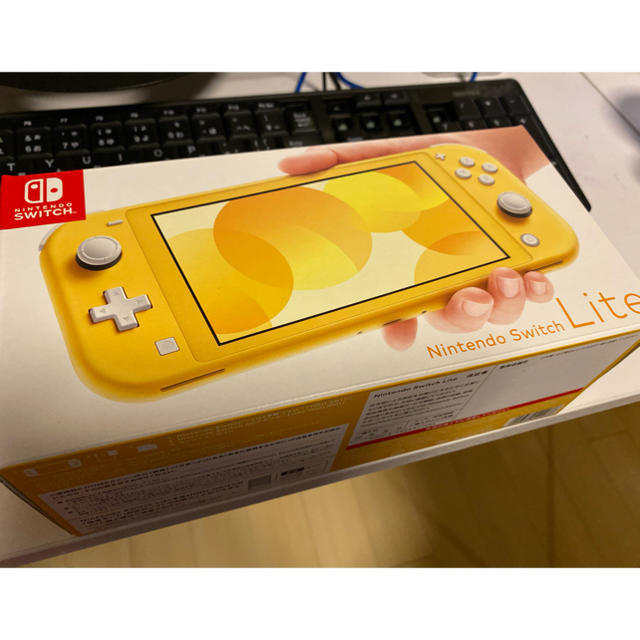 新作入荷低価 スイッチライト イエロー 箱有り Nintendo 任天堂 Switch