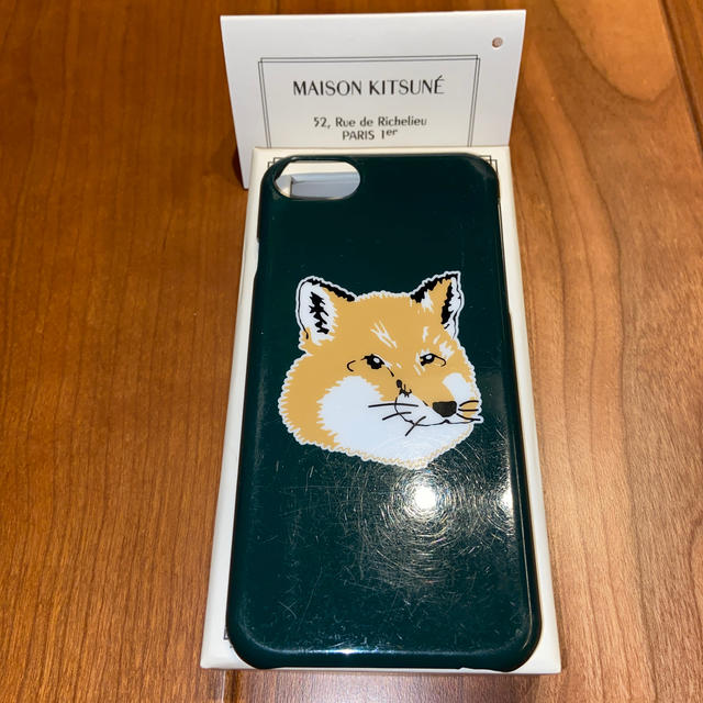 MAISON KITSUNE'(メゾンキツネ)のiPhone8ケース　Maison Kitsune スマホ/家電/カメラのスマホアクセサリー(iPhoneケース)の商品写真