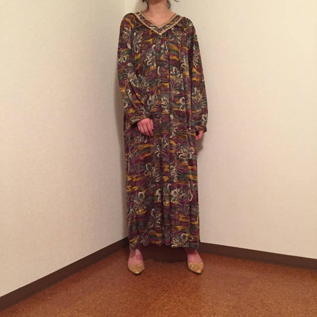 Ameri VINTAGE(アメリヴィンテージ)の70's  old   vintage  long dress   レディースのワンピース(ロングワンピース/マキシワンピース)の商品写真