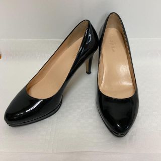 コールハーン(Cole Haan)のコールハーン　エナメルパンプス 黒　6ハーフ(ハイヒール/パンプス)