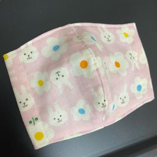 うさぎ柄　インナーマスク　こども用🐰女の子用🎀(外出用品)