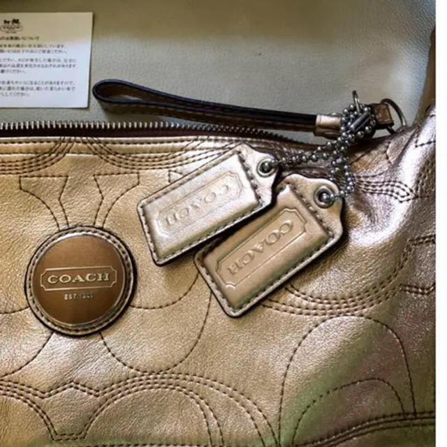 COACH(コーチ)のCOACH ショルダーバッグ　ゴールド レディースのバッグ(ショルダーバッグ)の商品写真