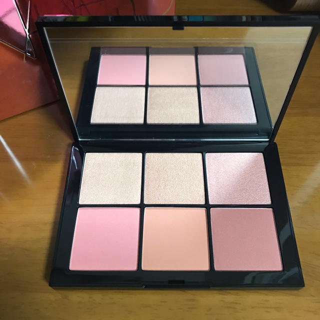 NARS オーバーラスト チークパレット