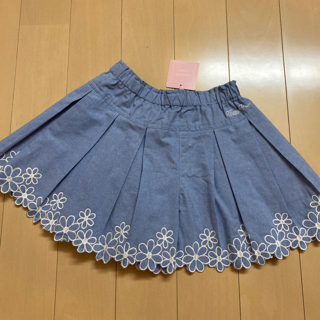 mezzo piano(メゾピアノ)のメゾピアノ 130【新品】半額以下です♡ キッズ/ベビー/マタニティのキッズ服女の子用(90cm~)(スカート)の商品写真