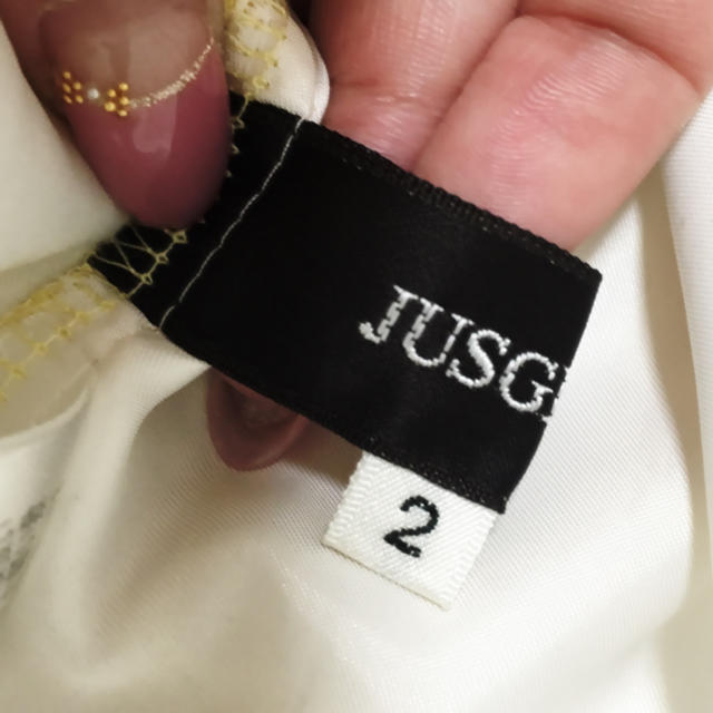 JUSGLITTY(ジャスグリッティー)の♡花柄イエローレースのスカート♡ レディースのスカート(ひざ丈スカート)の商品写真