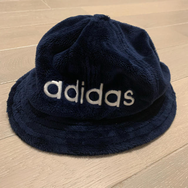 adidas(アディダス)の使用少♡ふわふわ♡【adidas♡】ハット♡帽子♡ネイビー♡ レディースの帽子(ハット)の商品写真