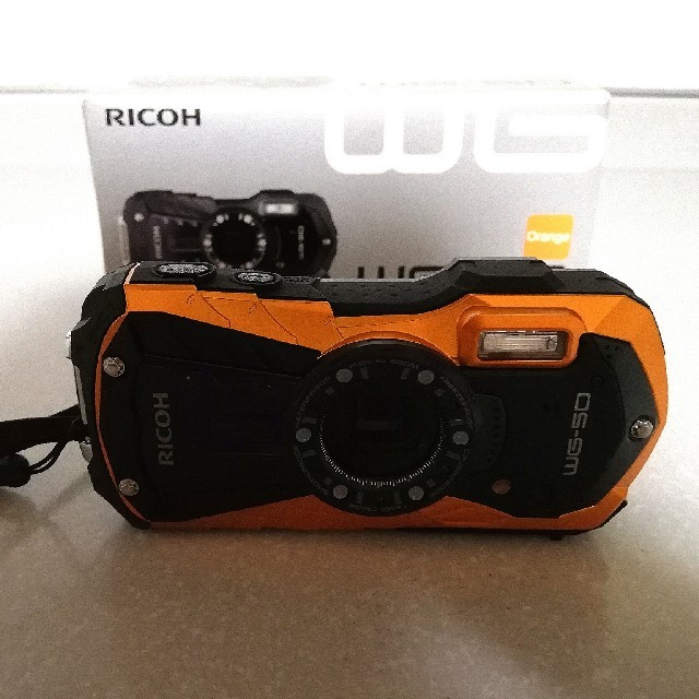 RICOH　WG-50 　デジタルカメラ　ほぼ未使用スマホ/家電/カメラ