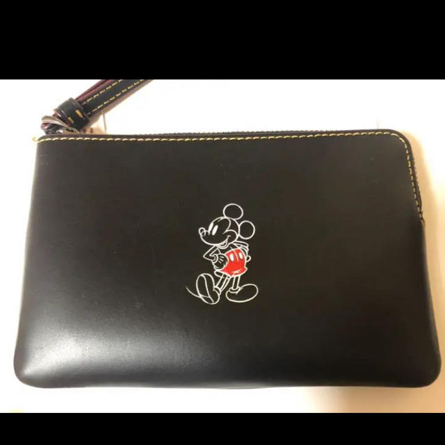 COACH(コーチ)のコーチ☆ディズニーコラボポーチ☆ミッキー 新品 レディースのファッション小物(ポーチ)の商品写真