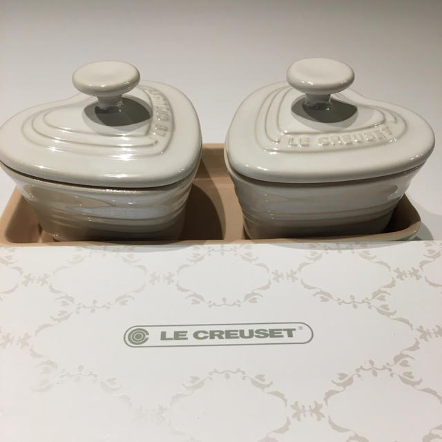 LE CREUSET(ルクルーゼ)のル・クルーゼ（Le Creuset） プチ・ラムカン・ダムール・セット ホワイト インテリア/住まい/日用品のキッチン/食器(食器)の商品写真