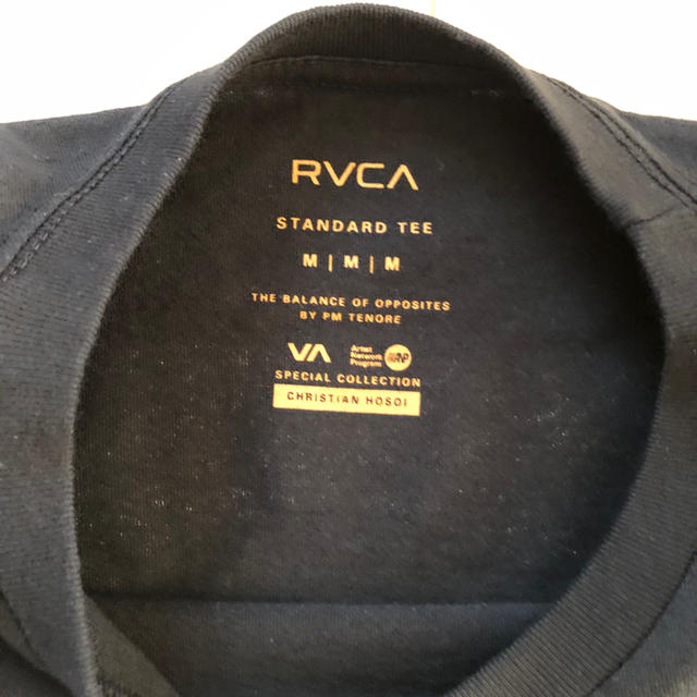 RVCA(ルーカ)のRVCA ルーカ　クリスチャン・ホソイ  Tシャツ　ブラック　M メンズのトップス(Tシャツ/カットソー(半袖/袖なし))の商品写真