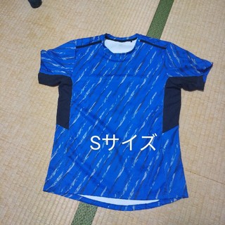 ジーユー(GU)のスポーツ用Ｔシャツ(Tシャツ/カットソー(半袖/袖なし))