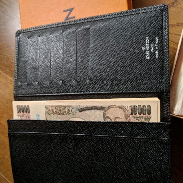 LOUIS VUITTON - ルイヴィトン タイガ お札入れ 長財布 マチ付き 札束