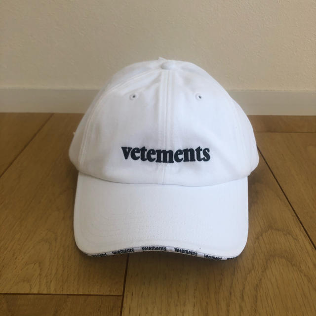 Balenciaga(バレンシアガ)のvetements ヴェトモン   キャップ　ロゴ　リーボック メンズの帽子(キャップ)の商品写真