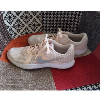 ナイキ(NIKE)のNIKE 24センチ スニーカー(スニーカー)